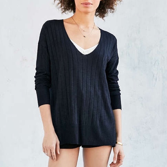 UO navy knit tunic sweater