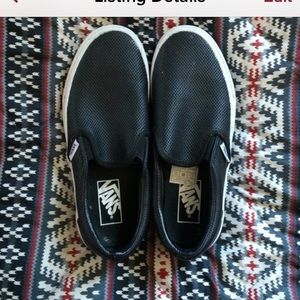 Perforated vans - Black