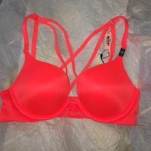 NWT VS Bra