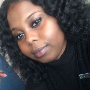 Meet your Posher, Djeynaba