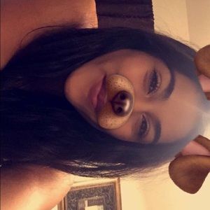 Meet your Posher, Isabel