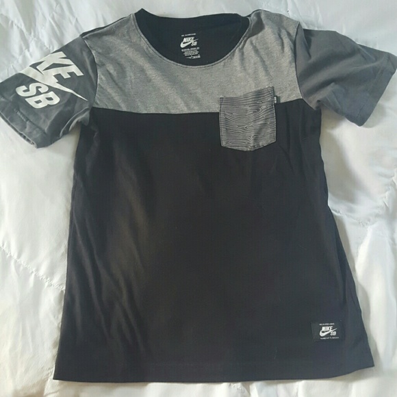 Nike Tops - Nike SB shirt
