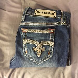 Rock revival skinny jeans