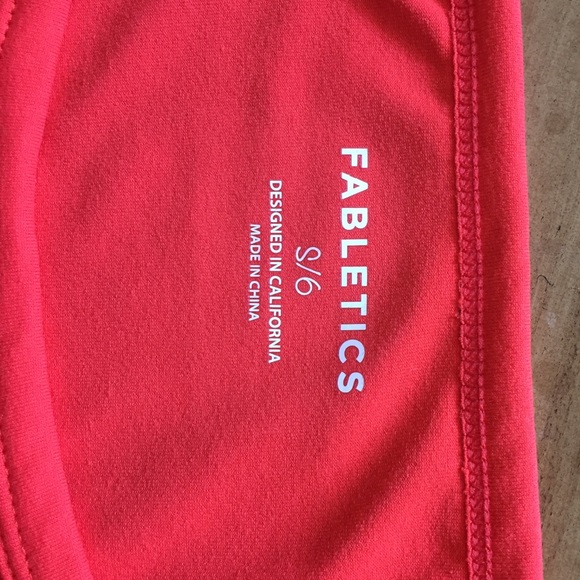 Fabletics Pull over - Picture 2 of 3