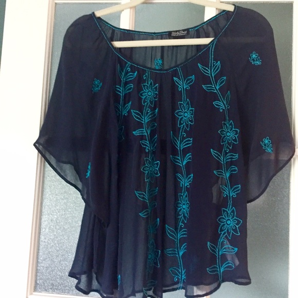 Lucky Brand 🤗 Clearance LUCKY BRAND TOP "LIVE THE LOVE" from Shannon