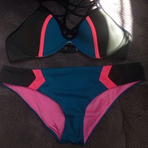 NWOT VICTORIA SECRET PINK BIKINI