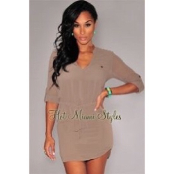 Drawstring dress in Taupe