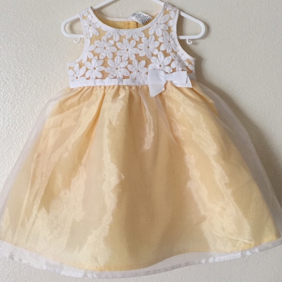 🍃spring SALE 🍃NWT Gymboree yellow satin dress🌻 - Picture 2 of 6