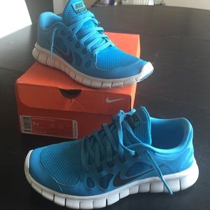 Nike free 5.0 - grade school size 7 youth