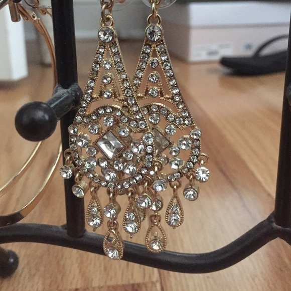 Dangle earrings! - Picture 2 of 2