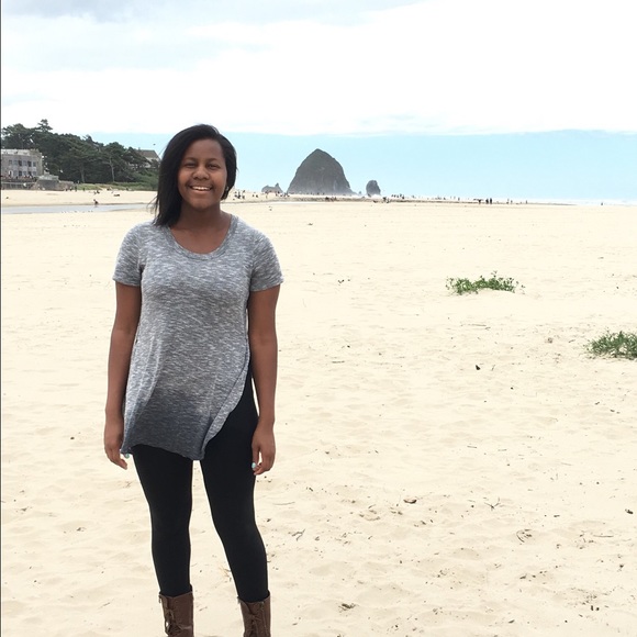 Meet your Posher, Joy