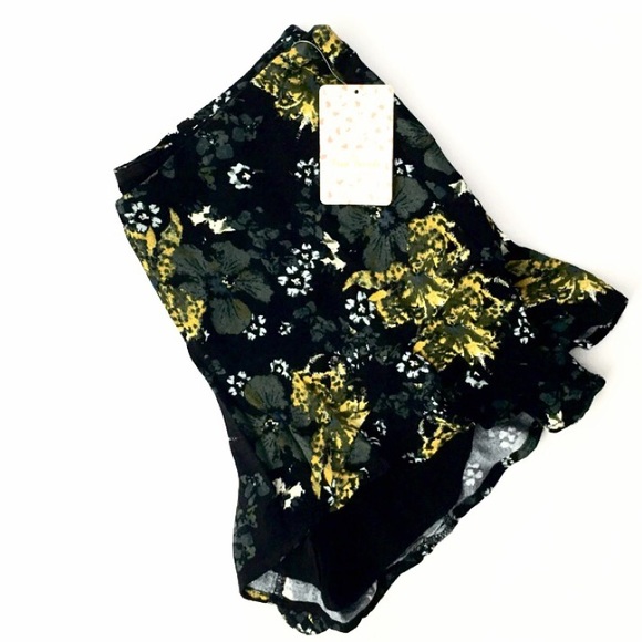 Free People Fiona High Waisted Tropical Shorts - Picture 3 of 4