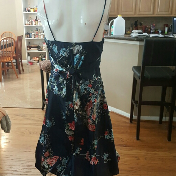 B. Darlin dress size 5-6 - Picture 2 of 4