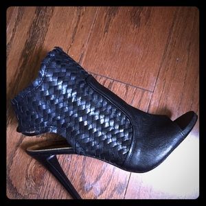 Coach, Black - size 9.5 B