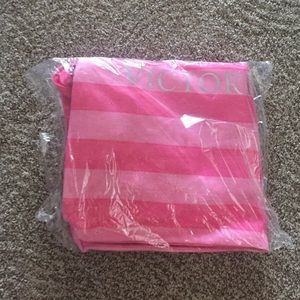 Brand-new Victoria's Secret beach bag