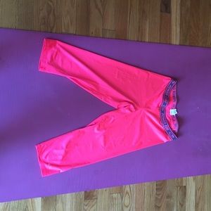 Running capris