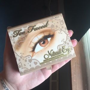 Too faced natural eye palette