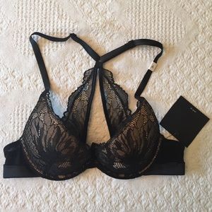 BRAND NEW Calvin Klein Black Lace Push Up Bra 32a