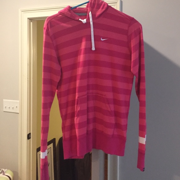 Nike sweatshirt