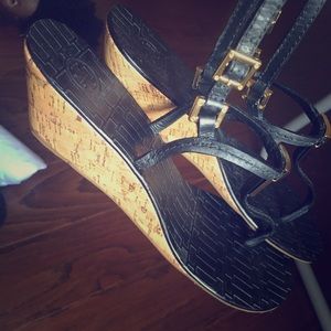 Tory Burch 9 1/2 ......