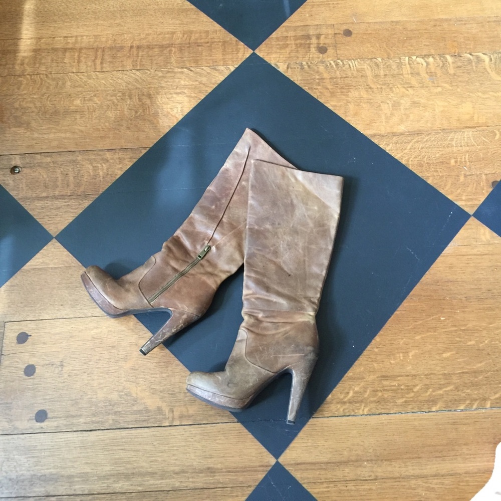 Jessica Simpson boots