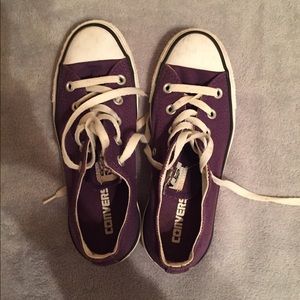 Women's purple converse