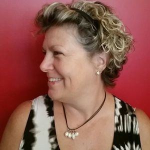 Meet your Posher, Carol