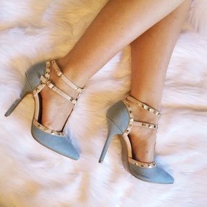 NIB Chambray Stilletto