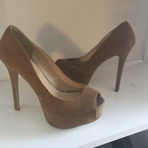 Brand new heels