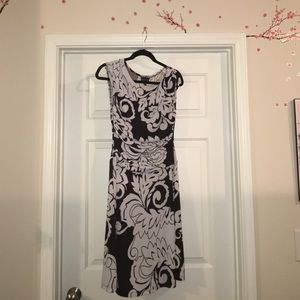 Brown and white paisley like print summer dress