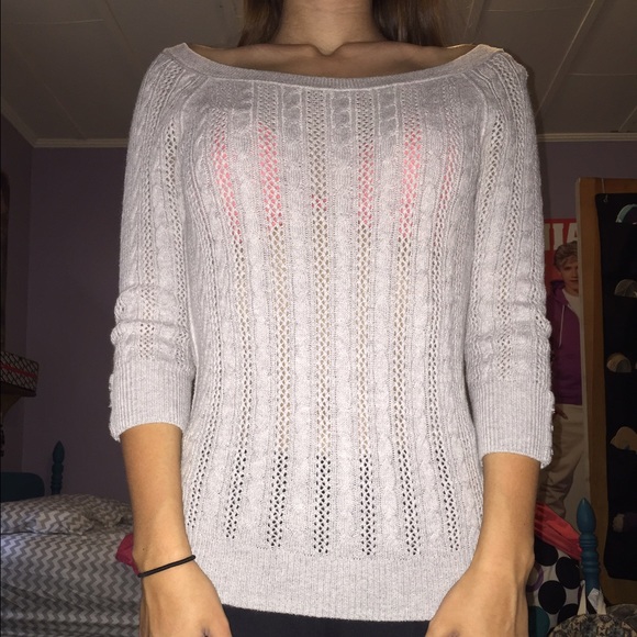 Sweater - Picture 1 of 2