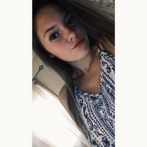 Meet your Posher, Caitlyn