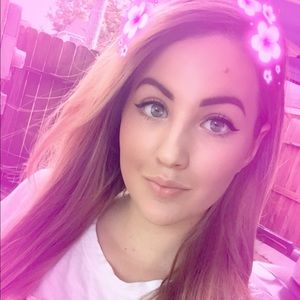 Meet your Posher, Raquel