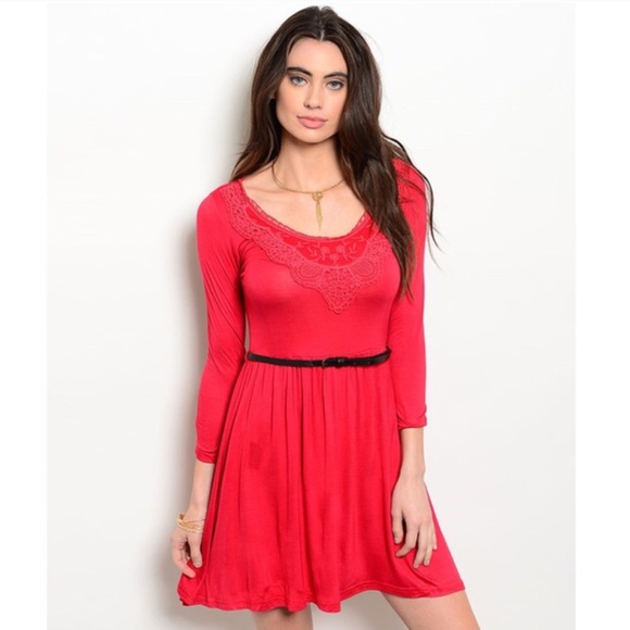 REMOVING TONIGHT! Adorable Long Sleeved Red Dress - Picture 4 of 5