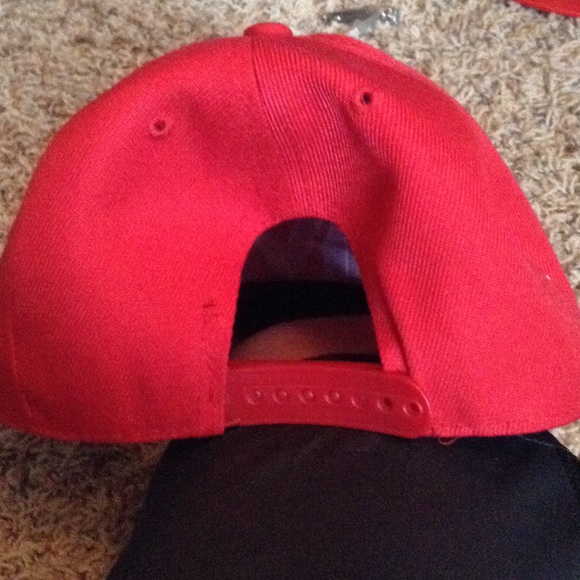 Tmt hat - Picture 2 of 2