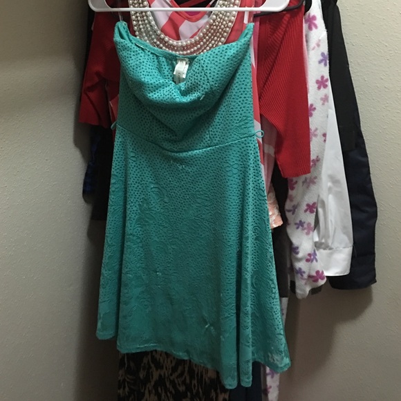 Dress - Picture 2 of 2