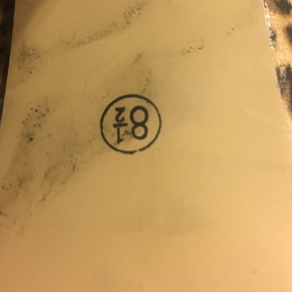 Heels - Picture 4 of 4