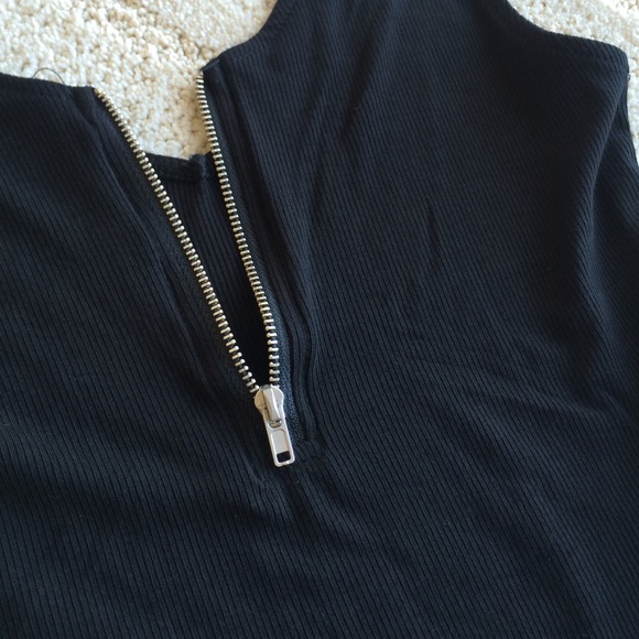 Sold out - Picture 4 of 4