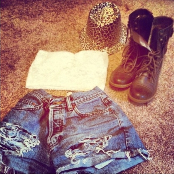 Ripped high waisted shorts