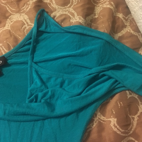 Top - Picture 2 of 3