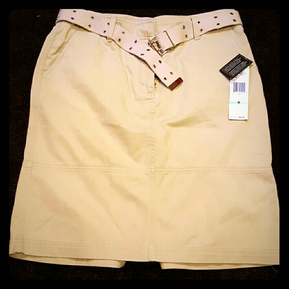 Khaki Jones of New York brand new with tags skirt.