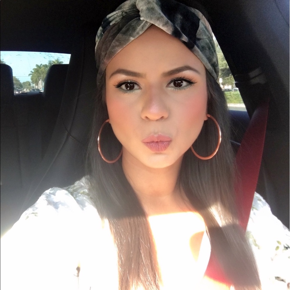 Meet your Posher, Michelle