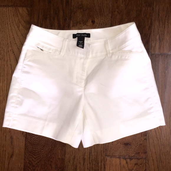 FOR JHAVENS - WHBM white & light gray shorts Sz 0