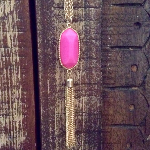 LAST Pink Tassel Necklace Set - Picture 4 of 4