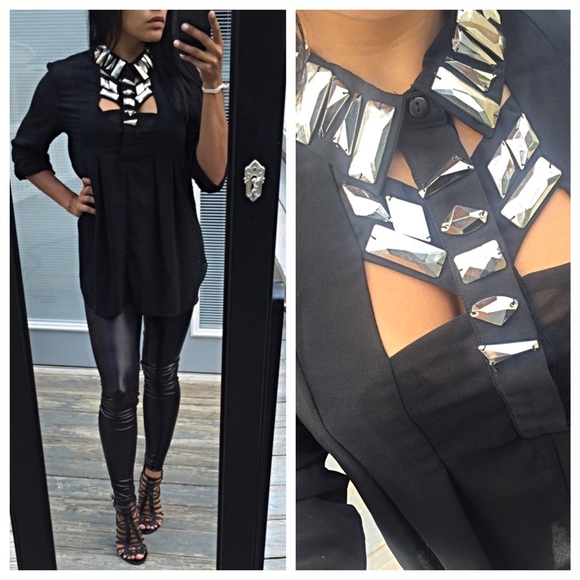 Sabo Skirt Tops - SALE• Sabo Skirt jeweled blouse