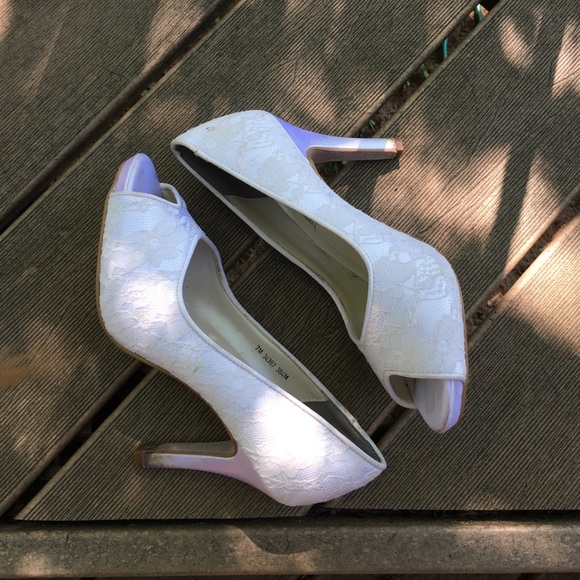 Wedding lace white heels