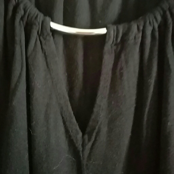 Black shirt - Picture 3 of 3