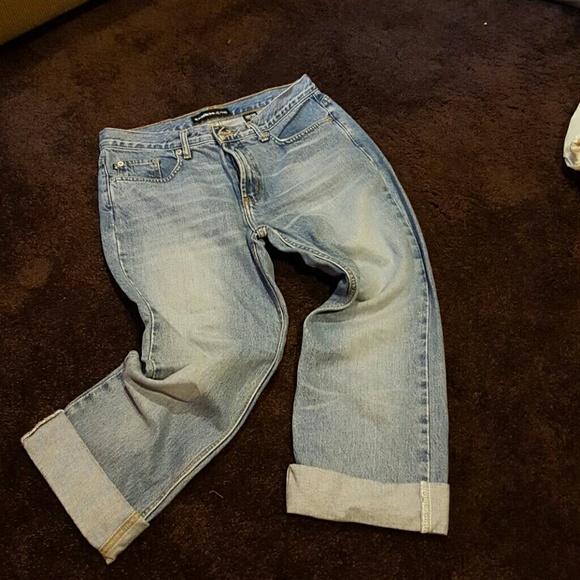 Express Capri Jeans