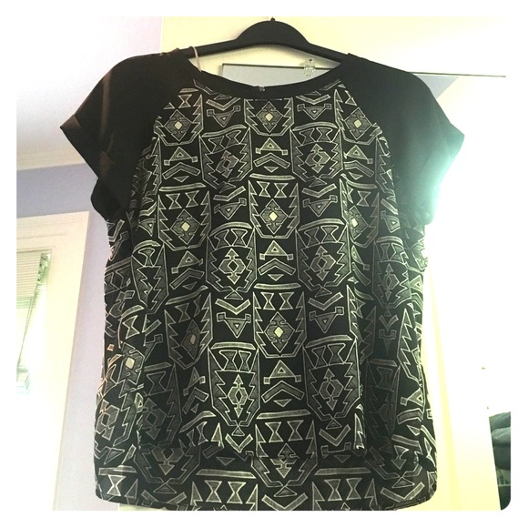 Graphic Blouse