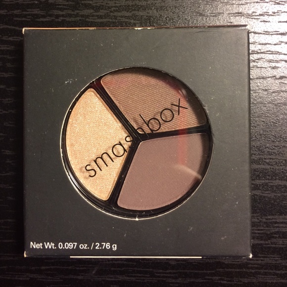 Smashbox eyeshadow trio